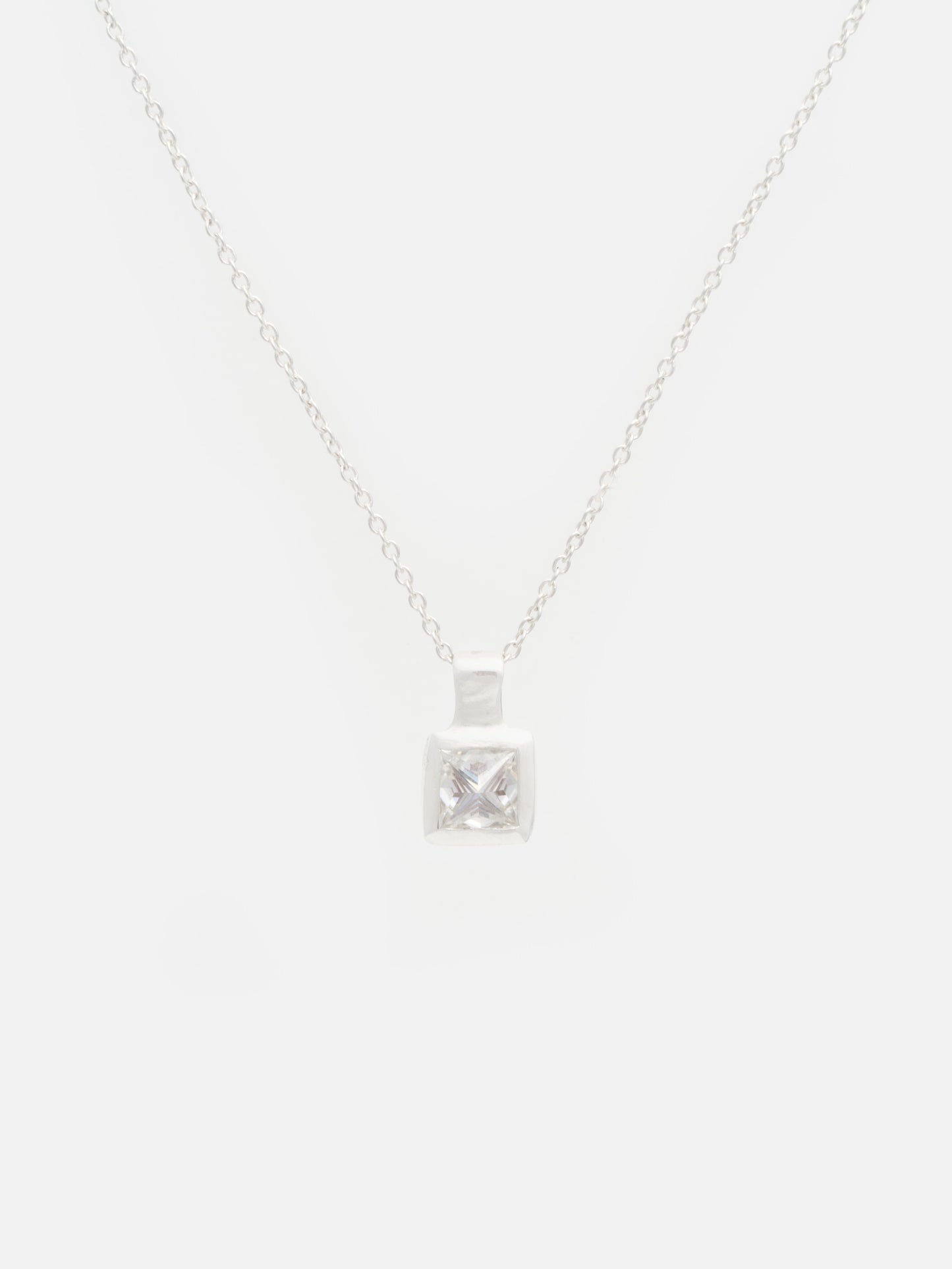 SEER PENDANT